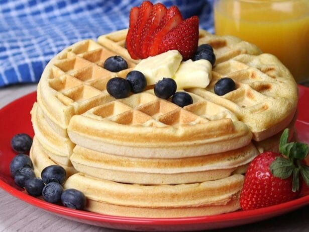 Våffelcafé i Örsjö Bygdegård 18/5